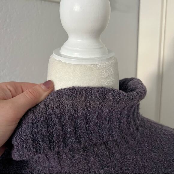 Vintage Eddie Bauer Purple Wool Knit Turtleneck Sweater - Picture 4 of 9